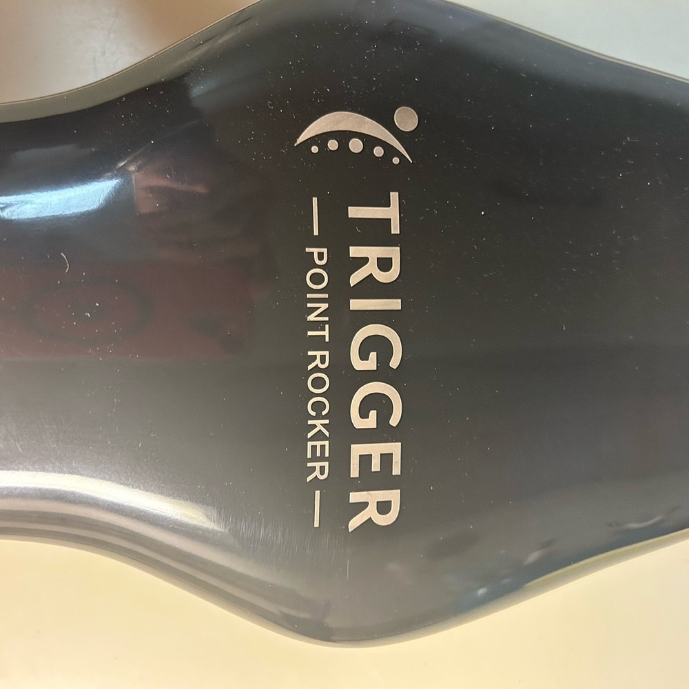 Back rocker for trigger points